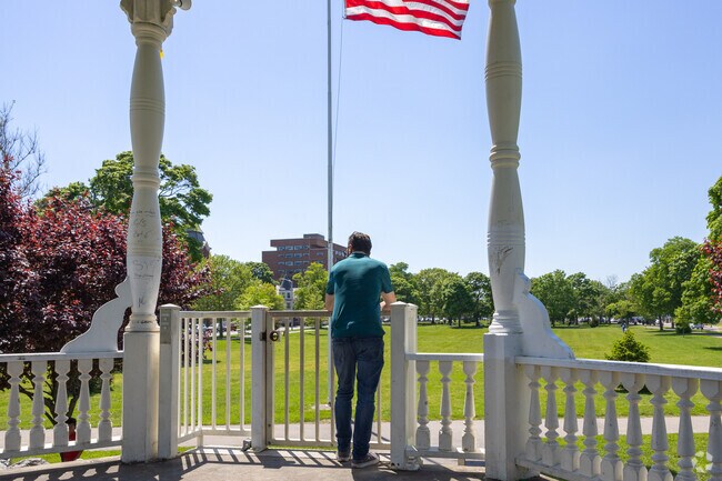 Take a break in the shade of the gazebo in the middle of the Central Lynn Common.