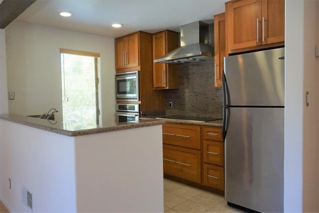 2238 Allegheny Way unit 2238, San Mateo, CA 94402 - photo 5