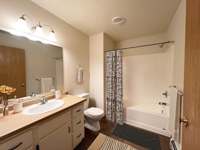 Birchwood Apartments, Wisconsin Rapids, WI 54495 - photo 5