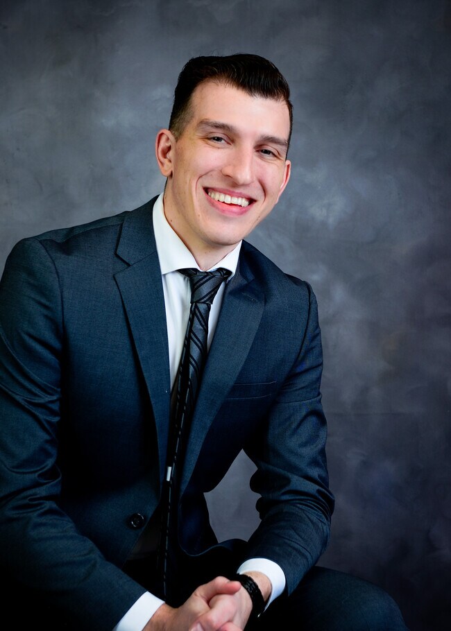 Agent Photo