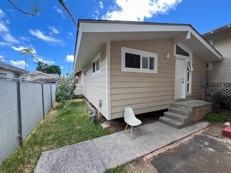 2153 Atherton Rd, Honolulu, HI 96822