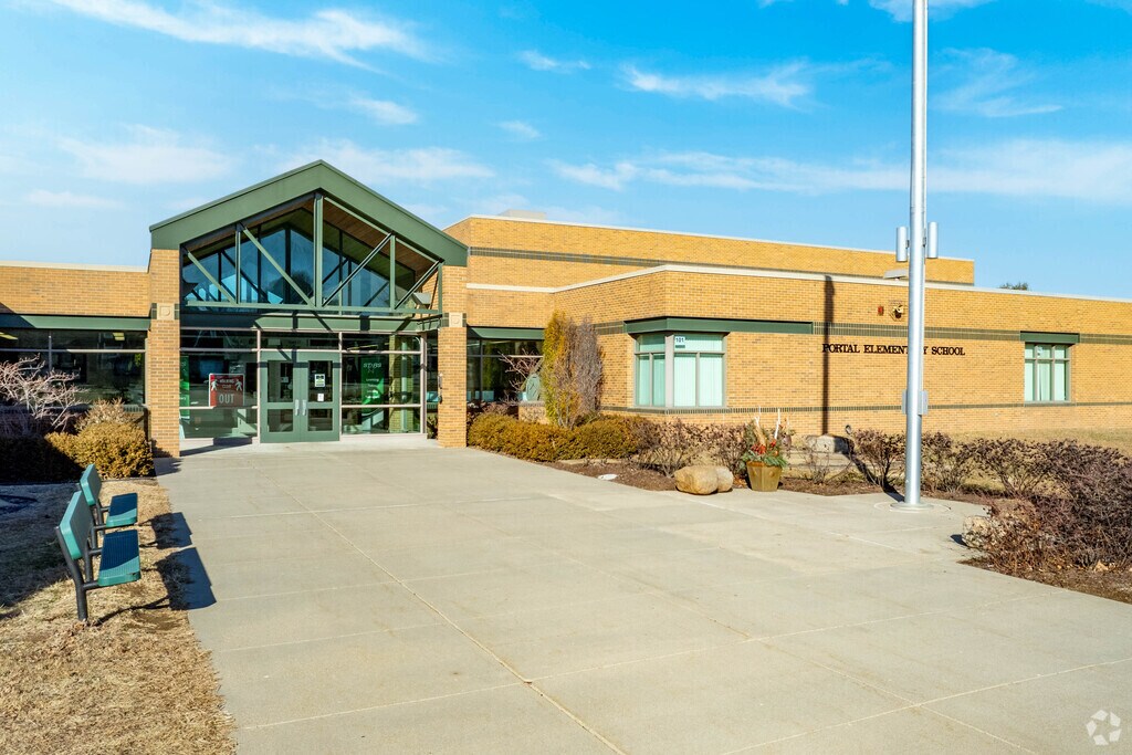 Portal Elementary School serves students in PK through K-6.