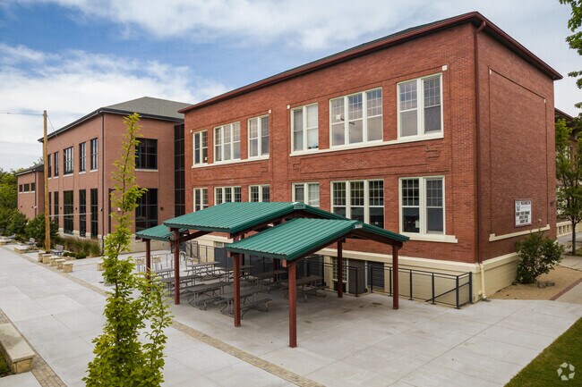 Shaded picnic area at Washington Elementary School.