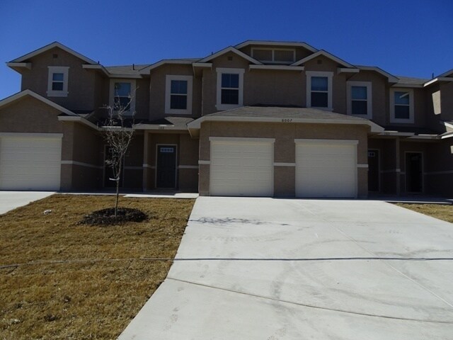 6007 Karly Way, Northeast Side, TX 78244 - photo 1