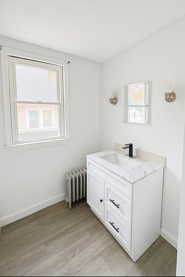 61 Kimberly Ave unit 2, Springfield, MA 01108 - photo 7