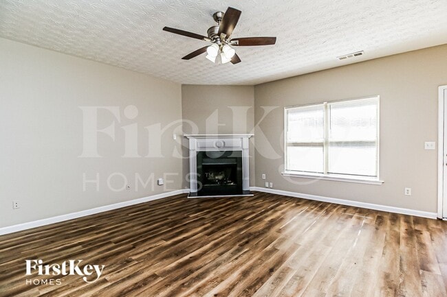 6014 Centennial Run, Atlanta, GA 30349 - photo 2