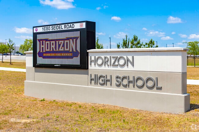 Horizon High School inspires excellence and fosters a love for learning in every student.