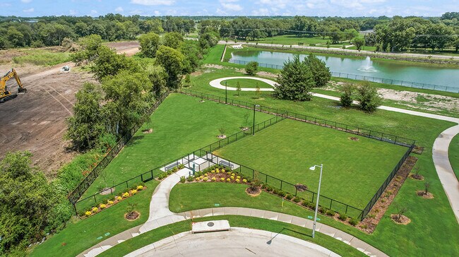 Prairie View Amenity Dog Park 3of4