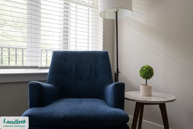 16200 Croft Dr unit 5118-305.1406514, Charlotte, NC 28269 - photo 3