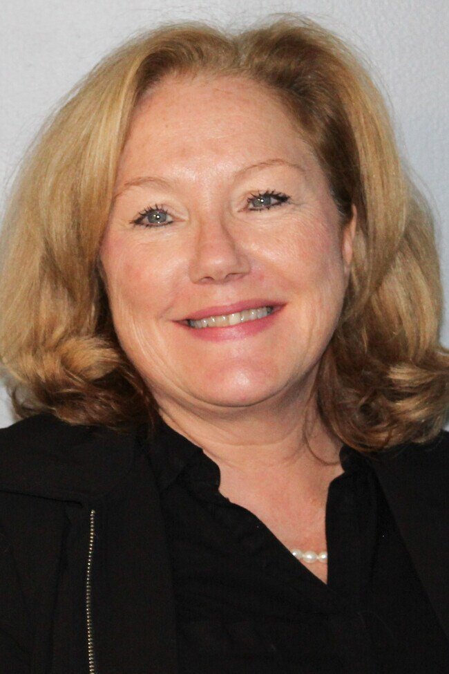 Elizabeth Carman