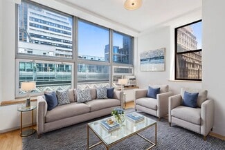 102 Fulton St Unit 11B, New York, NY 10038