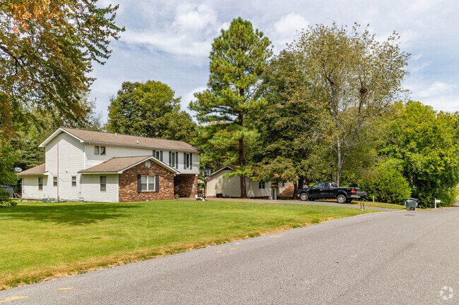 Tree-lined streets run through the Fairfield neighborhood of Paducah.