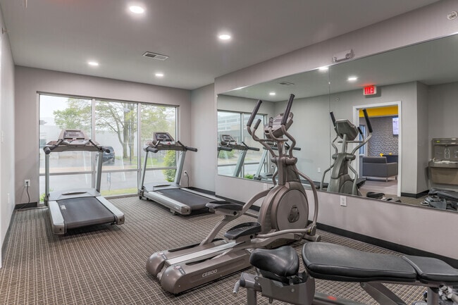 Elevate Student Living - Deep Elm, Springfield, MO 65806 - photo 6