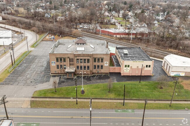 Aerial view of Constellation Schools: Stockyard Community Elementary and surrounding area.