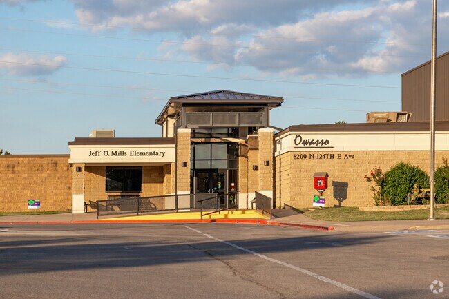 Jeff O. Mills Elementary is located East of Hwy 169 in Owasso.