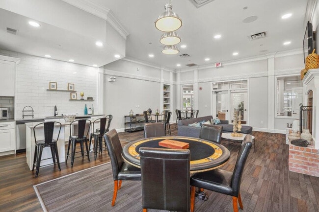 The Villages at Canterfield, West Dundee, IL 60118 - photo 6