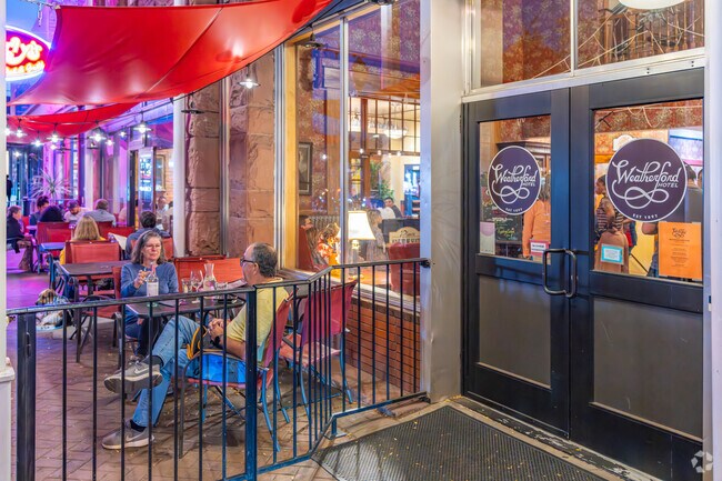 Grab a Navajo Taco or Irish Coffee at Charly’s Pub & Grill in Flagstaff Townsite.