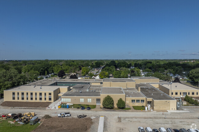 James Madison Middle School's student body is approximately 612.