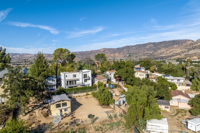 You can find many homes tucked into the hills in the Santa Susana area.