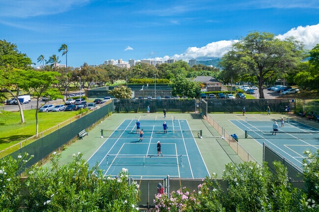 Honolulu is perfect for those who enjoy the outdoor lifestyle year-round.