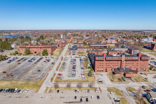 Potsdam is home to the State University of New York at Potsdam, a highly regarded 4-year institution.