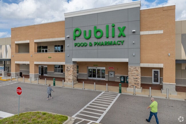 Publix grocery stores are quite popular for your grocery needs.