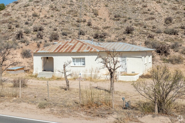 Cuartelez is filled with stucco homes, some with a unique Northern New Mexico style.