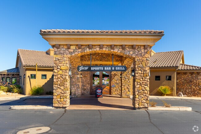 Guru's Sports Bar & Grill sits within the Sun River Golf Club and welcomes everyone alike.