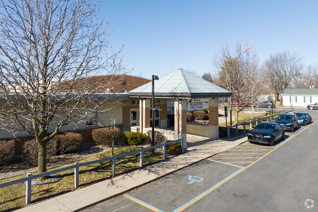 Madison Elementary Entrance