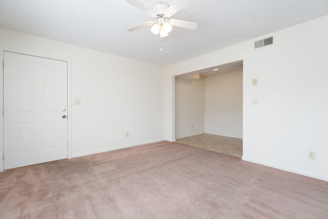 633 Princeton Pkwy unit 2, Owensboro, KY 42301 - photo 3