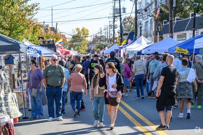 Fair Lawn is a very vibrant and diverse community with something for everyone to enjoy.