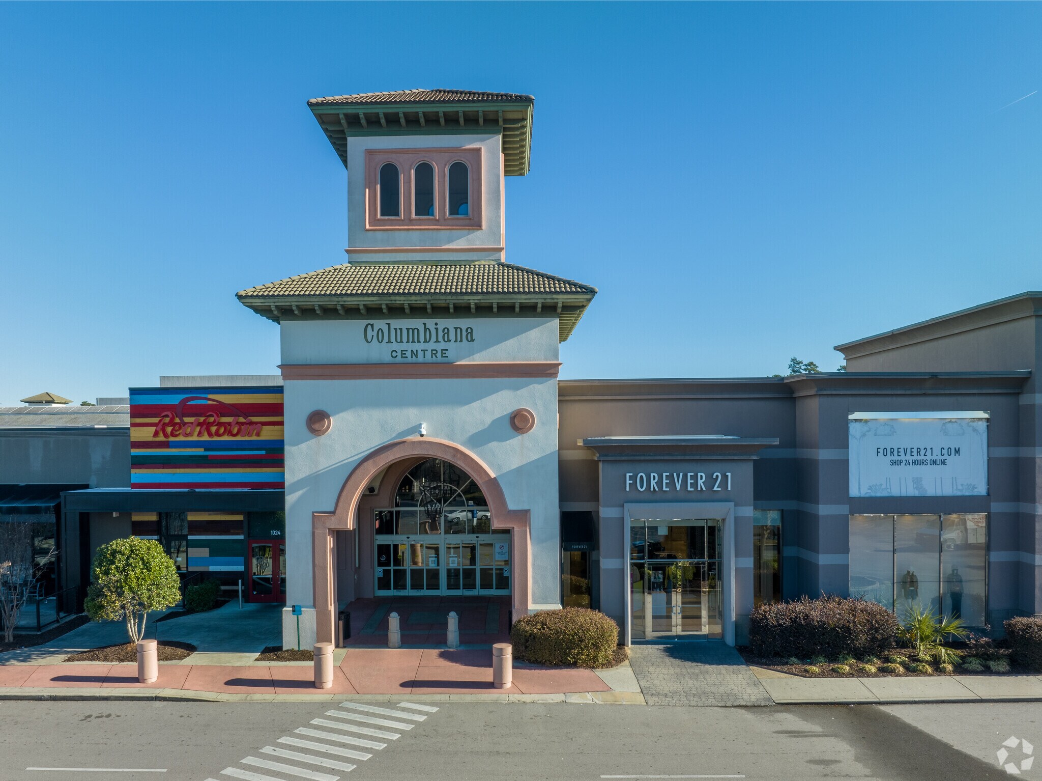 Columbiana Mall entrance