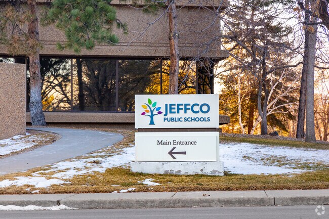 Evergreen is served by the highly-rated Jefferson County School District No. R-1.