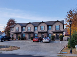 1775 Spring Water Dr, Clarksville, TN 37040