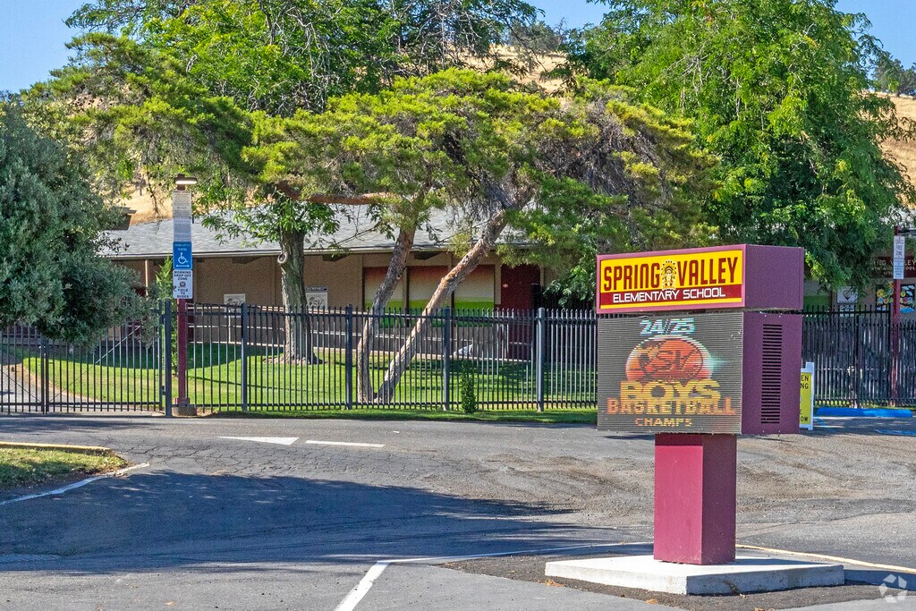 Spring Valley Elementary School serves grades K-8 in Madera County.