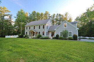 46 Frances Dr, Hampden, ME 04444