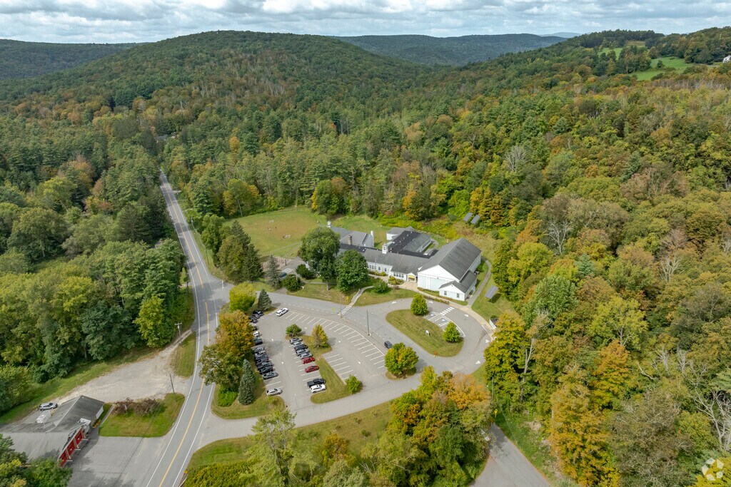 The Cornwall Consolidated School is located on Cream Hill Road in Cornwall.