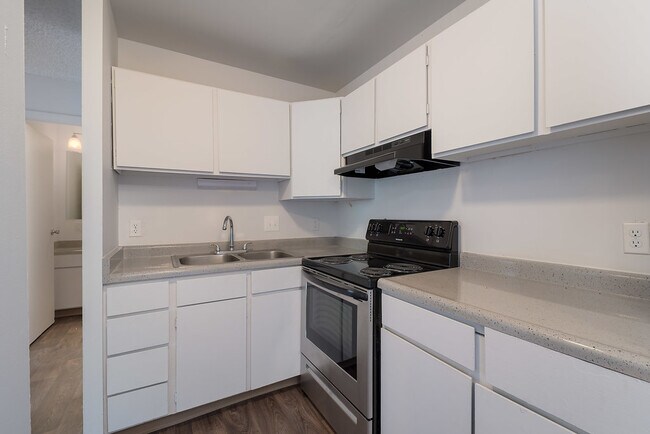 Azlee, Salt Lake City, UT 84115 - photo 6