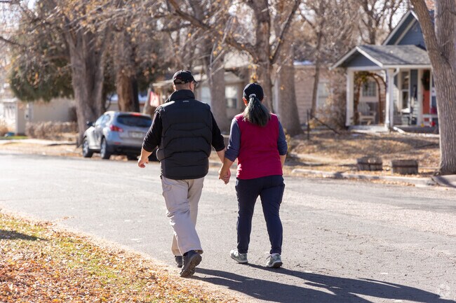 Sterne Park is an extremely walkable neighborhood.