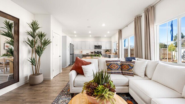 883 Pico Place, Chico, CA 95973 - photo 5