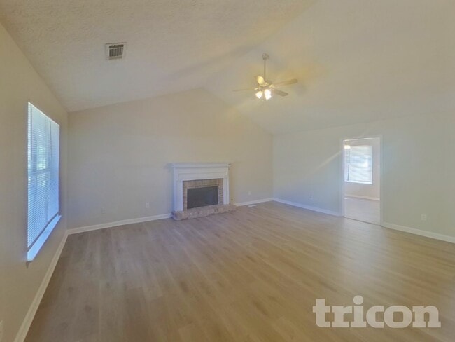 201 Ranch Ct, Locust Grove, GA 30248 - photo 3