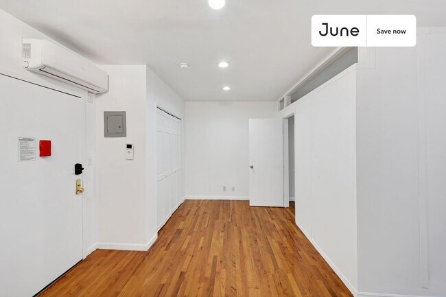 41 W 46th St unit 5-A, New York, NY 10036 - photo 6