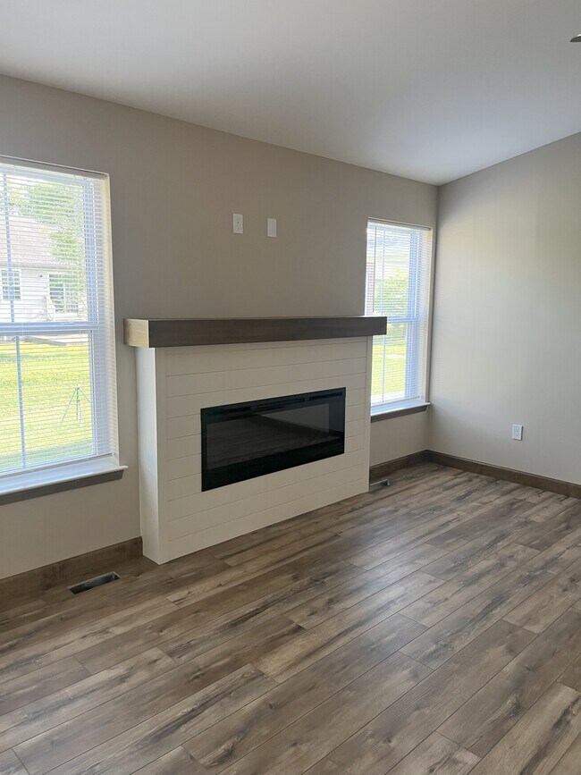 5940 Arrow Ridge Rd unit 211, Fairview Heights, IL 62208 - photo 5