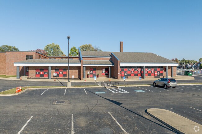 Children from McKinley Fork Northwest are challenged to excel at Schreiber Elementary School.