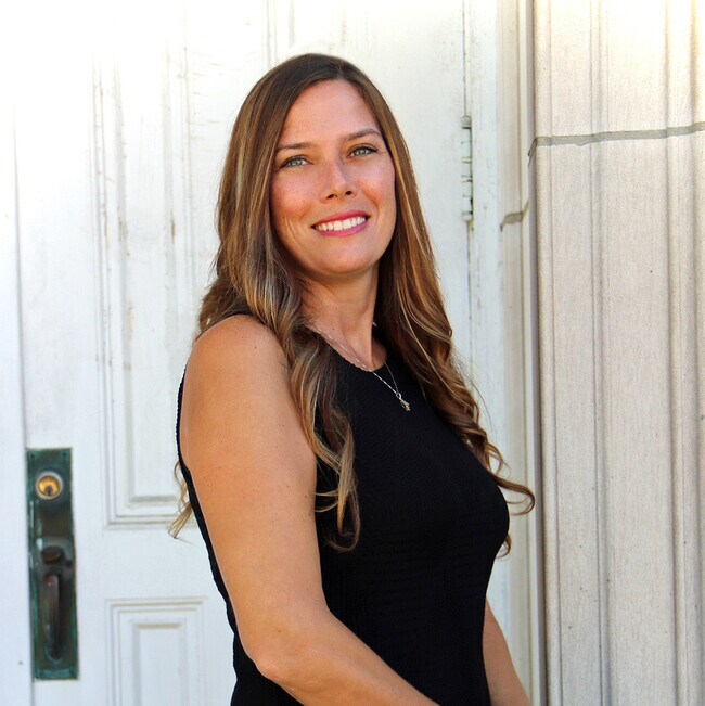 Jessica Naeser