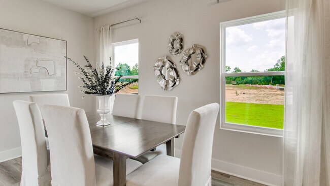 3972 Pendragon Cir, Milton, FL 32583 - photo 7