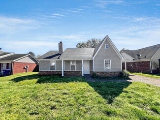 5880 Waverly Dr, Horn Lake, MS 38637