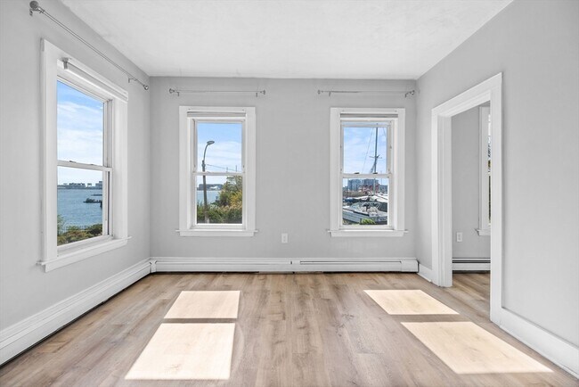 294 Marginal St unit 1, Boston, MA 02128 - photo 3