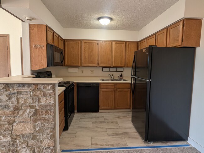 427 Wright St, Lakewood, CO 80228 - photo 4