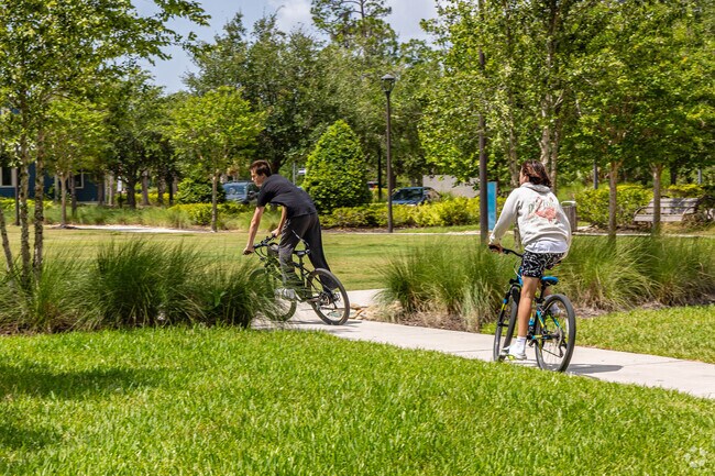 Long Lake Ranch, Florida, offers an exceptional environment for cycling enthusiasts, blending scenic trails, community amenities, and convenient access to regional bike routes.